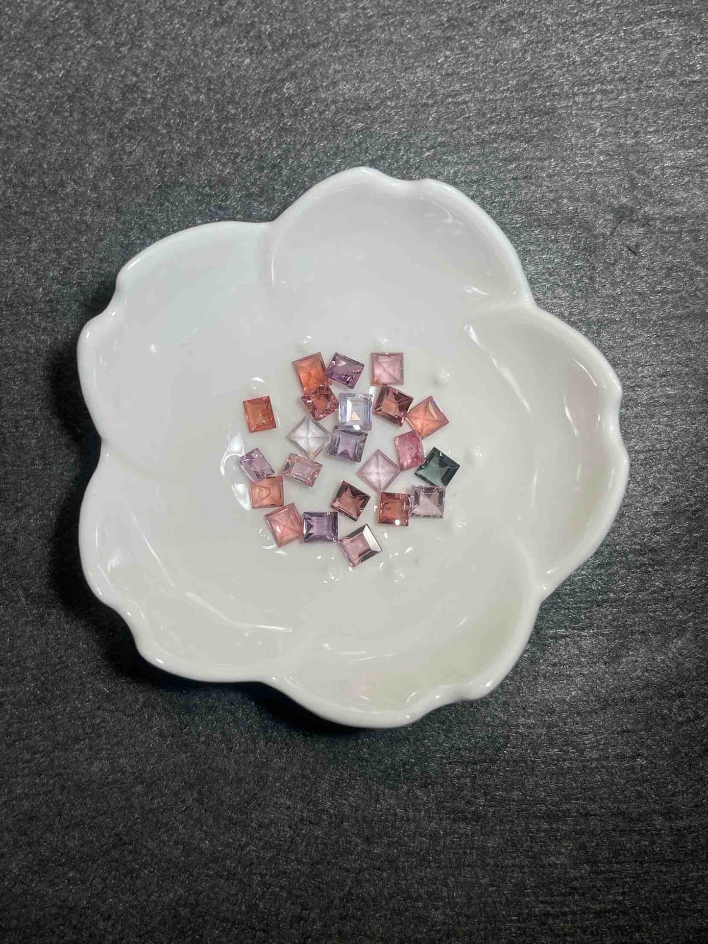 Spinel - UTB Gems