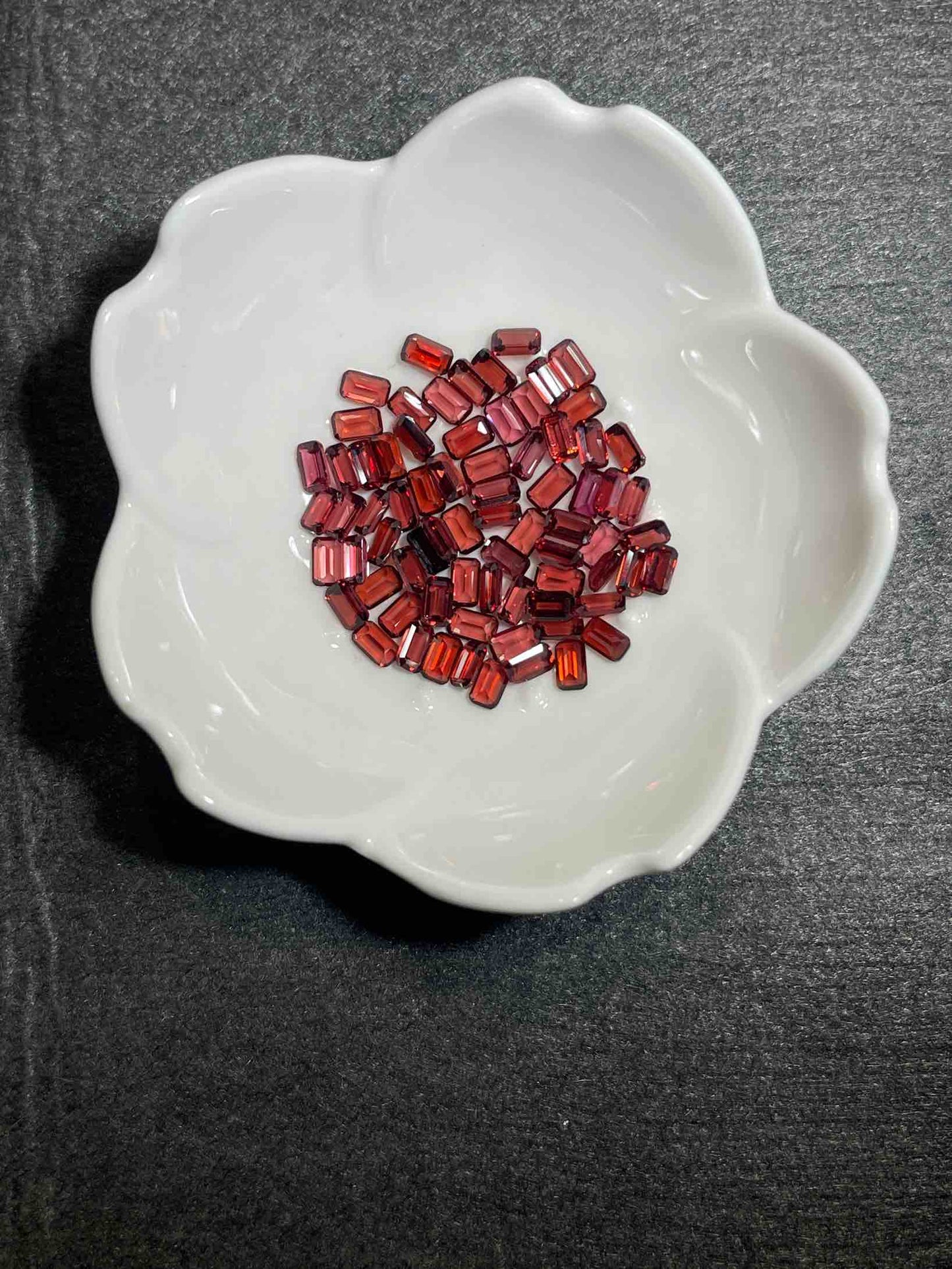 Garnet- UTB Gems