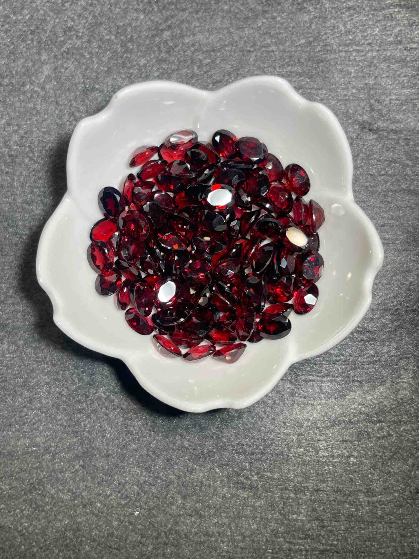 Garnet- UTB Gems
