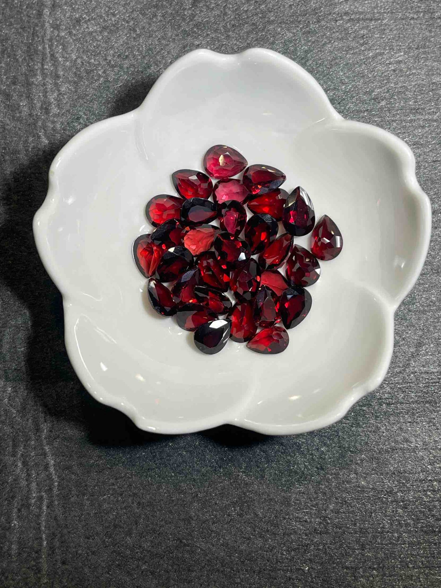 Garnet- UTB Gems