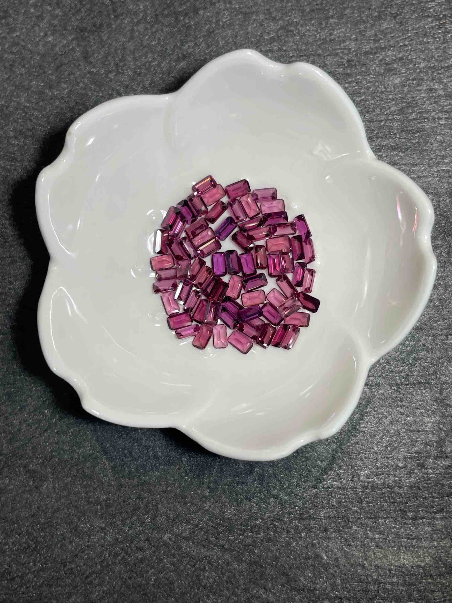 Garnet- UTB Gems