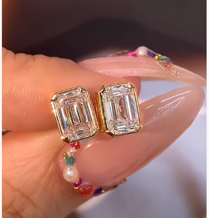 Nini-Custom earrings for #29234, 18k gold